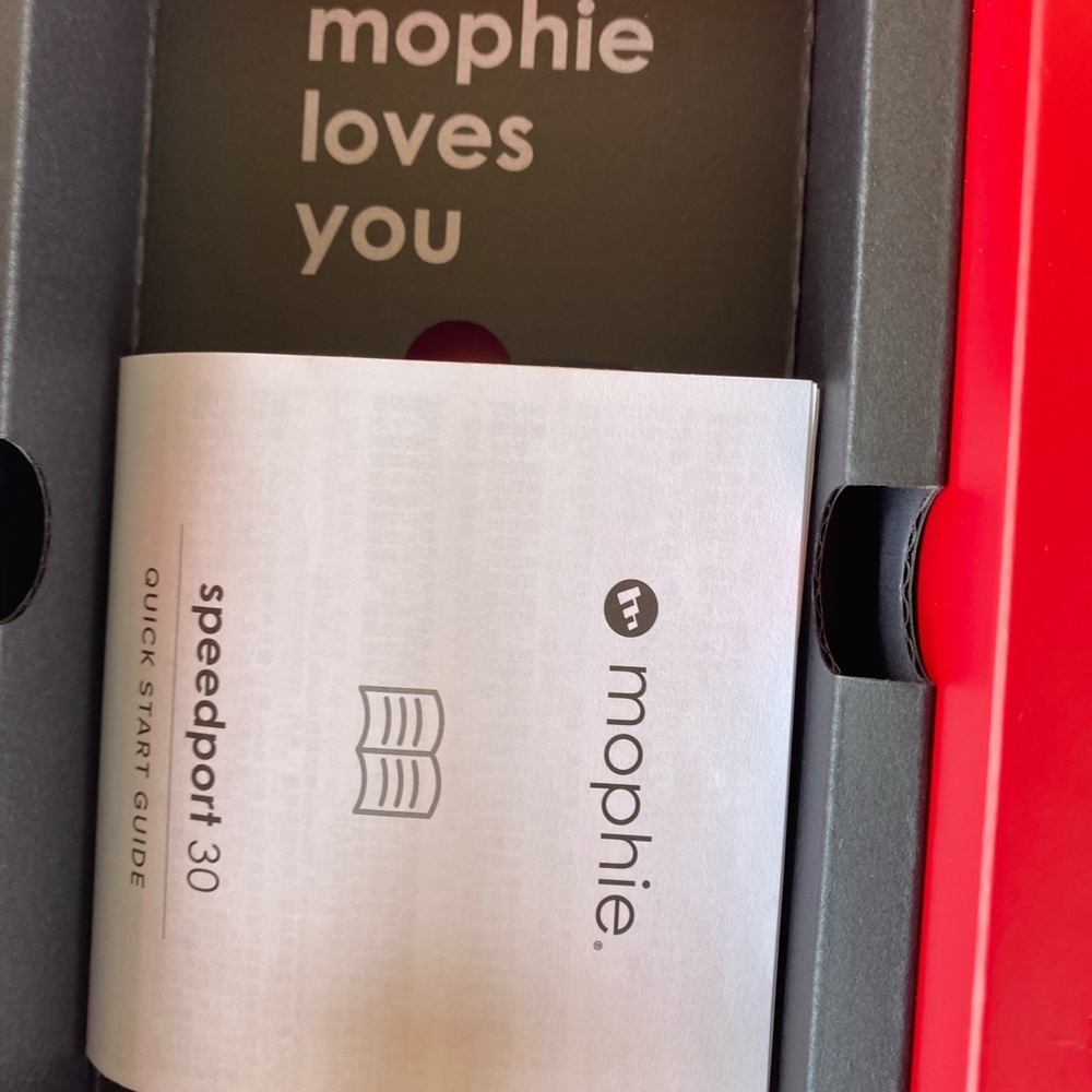 ZAGG mophie New Phone Essentials Kit 360 Screen Protection 30W Wall Charger - Picture 8 of 16